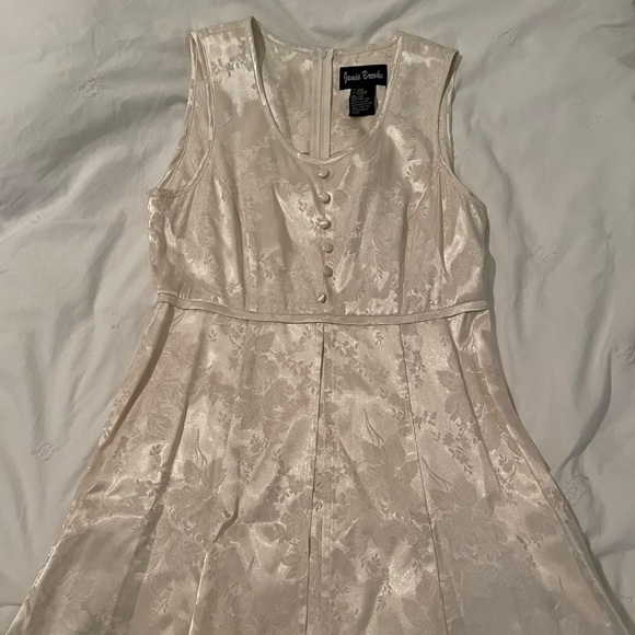 Ivory Dress - Picture 4 of 9